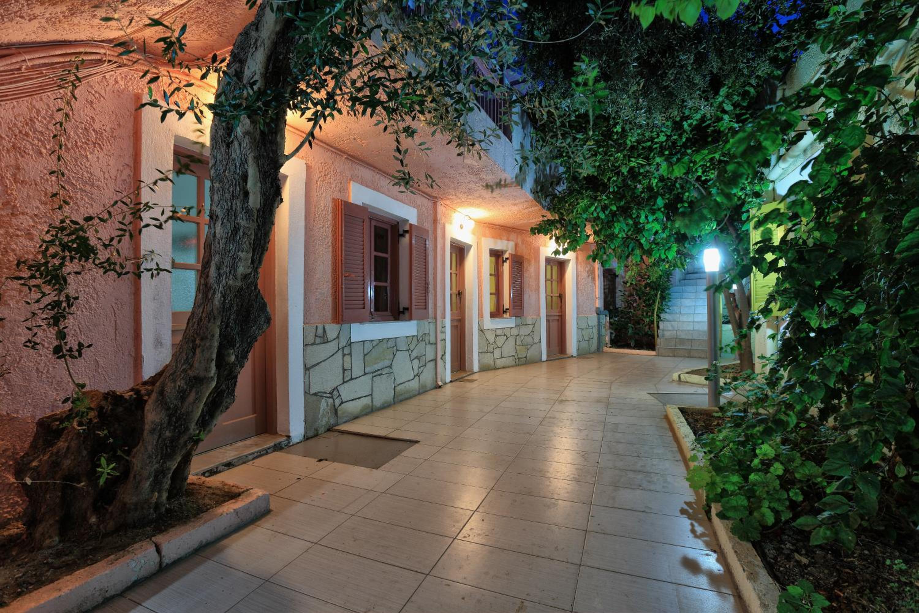 Stelva Villas 12/18