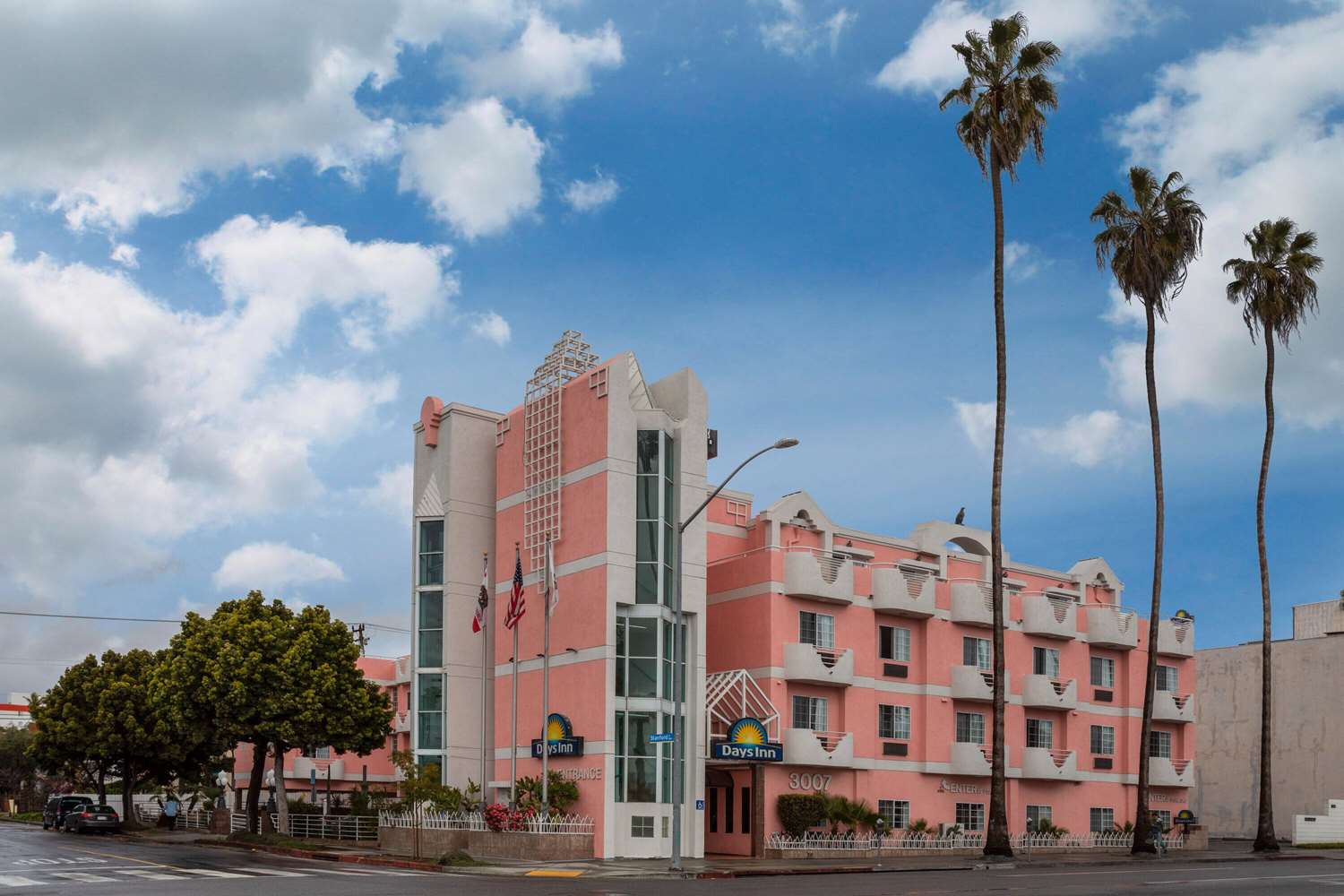 Days Inn by Wyndham Santa Monica 8/45