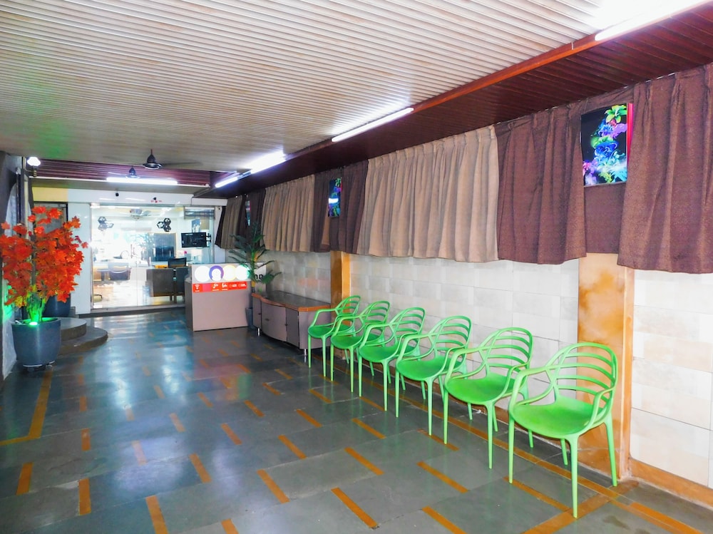 Hotel Nest Inn Malad 9/44