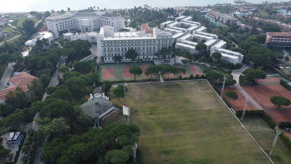 Adora Golf Resort Hotel 9/62