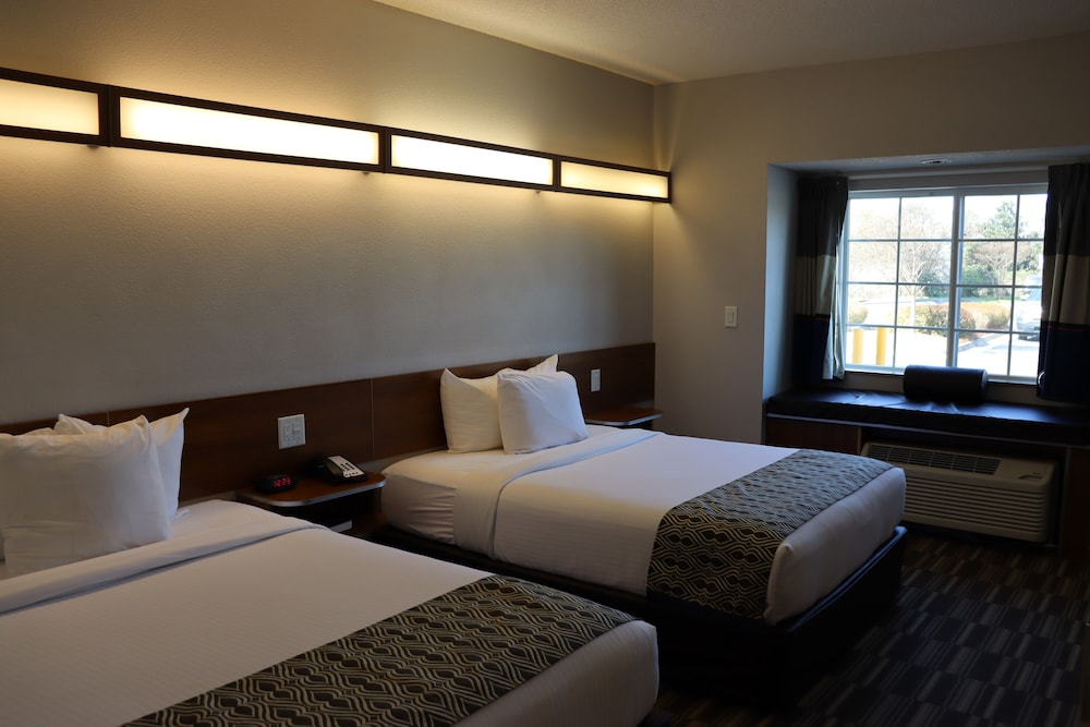 Microtel Inn And Suites Columbus Ft Benning 7/29