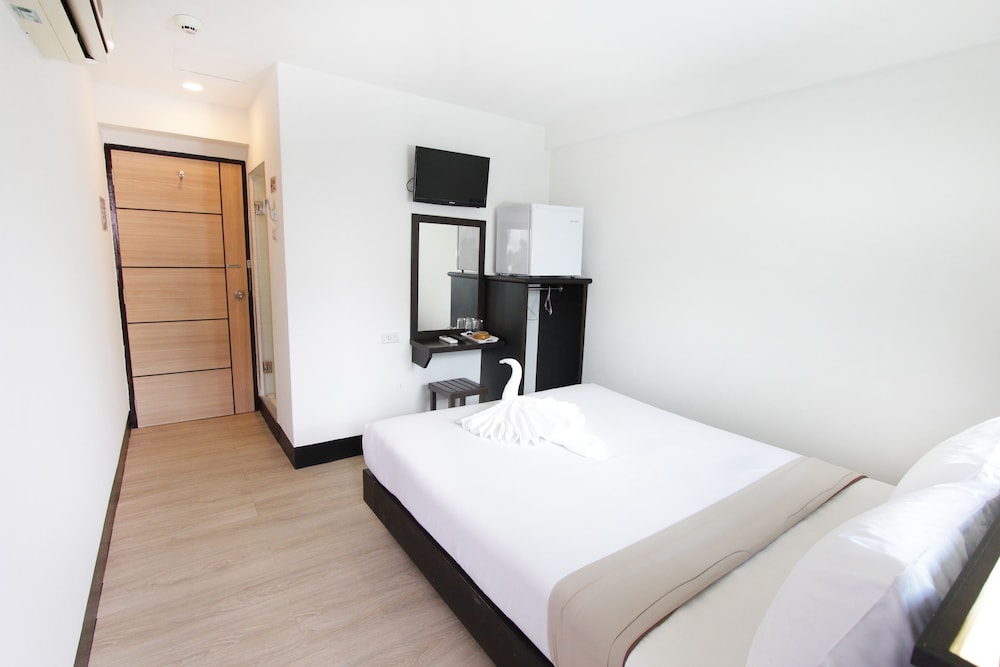 Newstar Hotel 16/36
