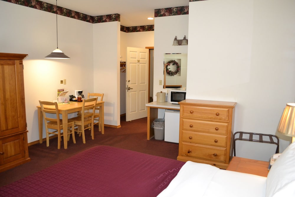 Anaco Bay Inn 35/46