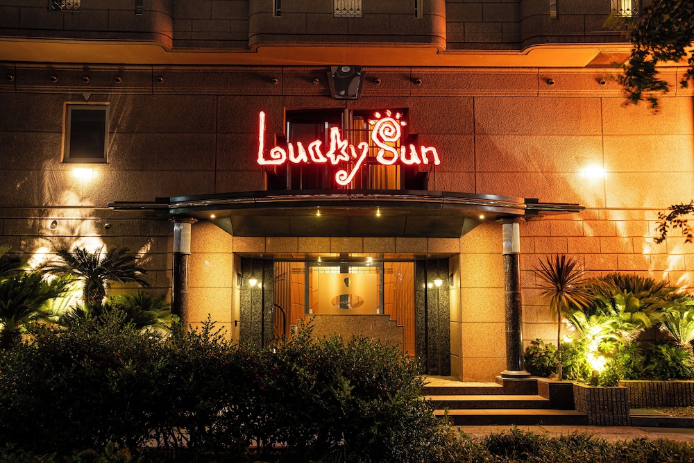 Lucky Sun Nishinomiya 1/49