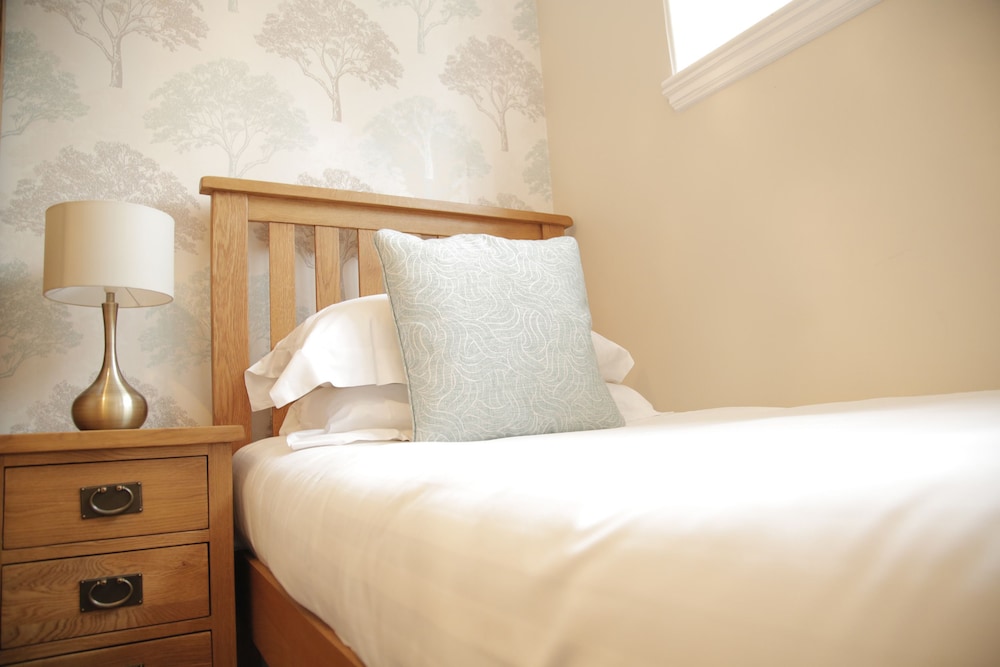 B+B York 25/33