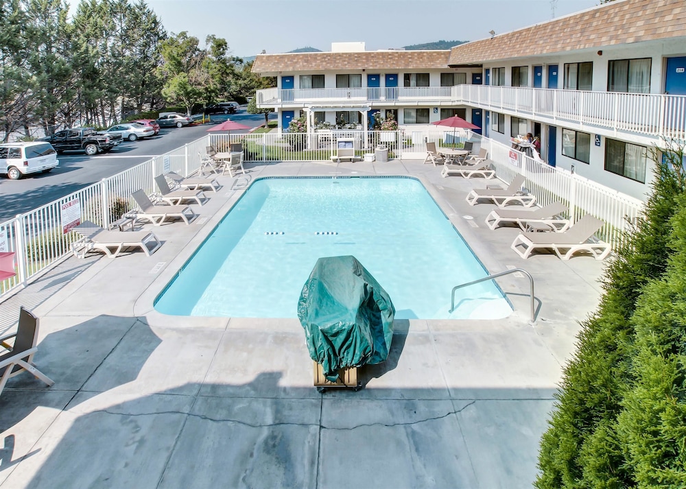 Motel6 Grants Pass, OR 6/44