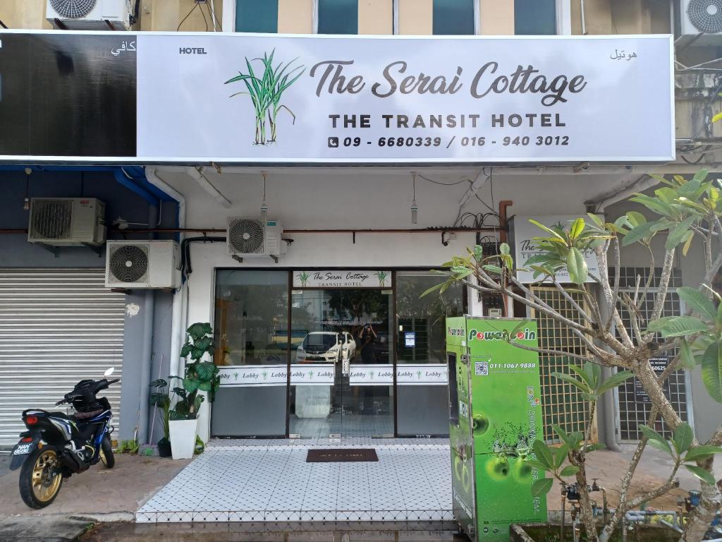The Serai Cottage Transit Hotel 1/38