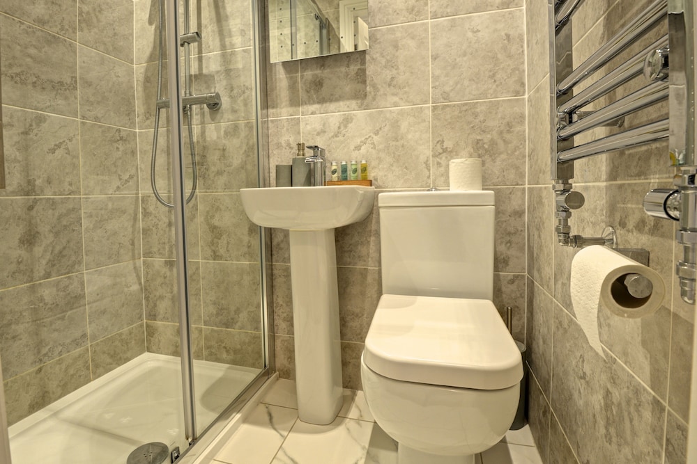 Holiday Cottages And North Star Apartment 30/30