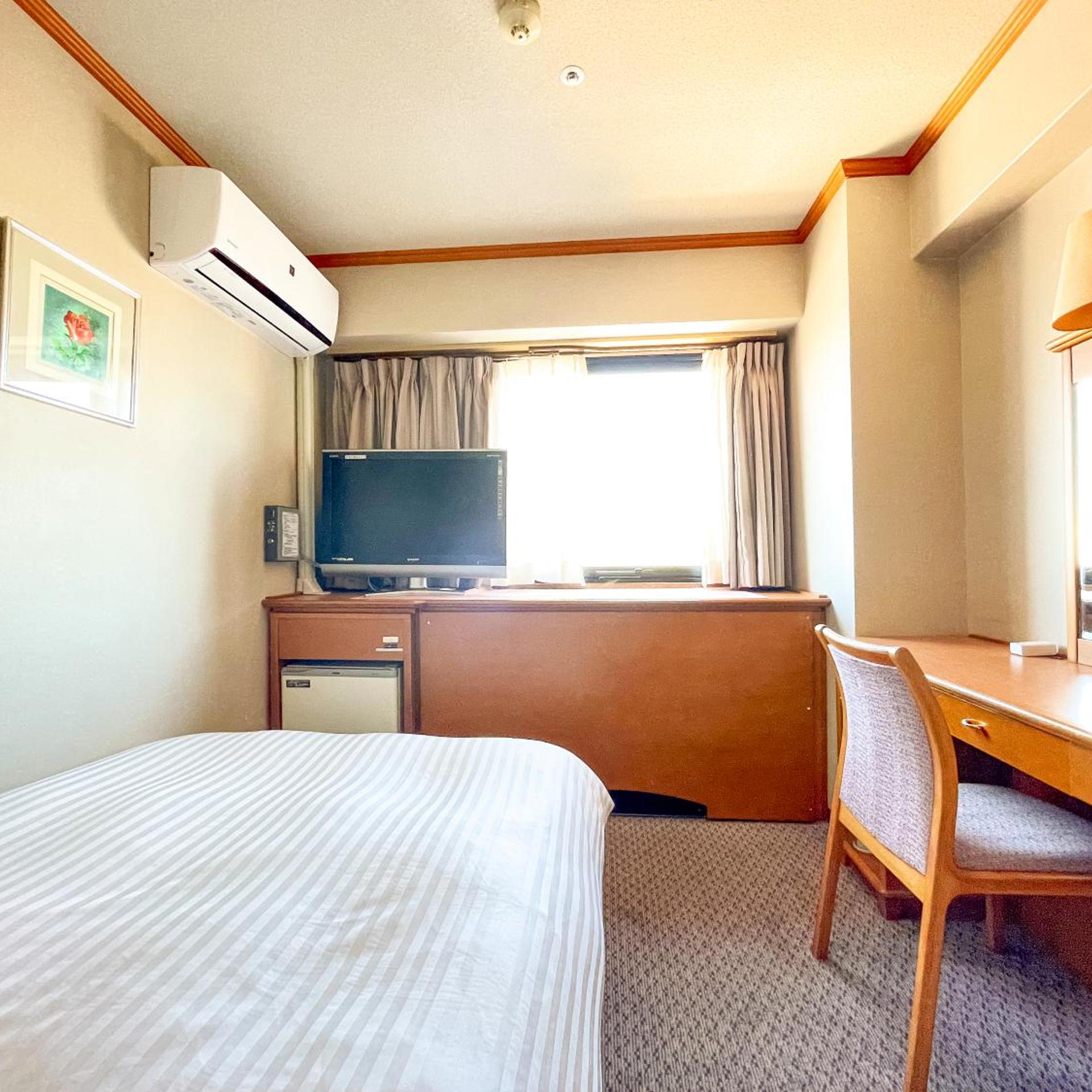 Semi Room, Standard, Semi Double Bed