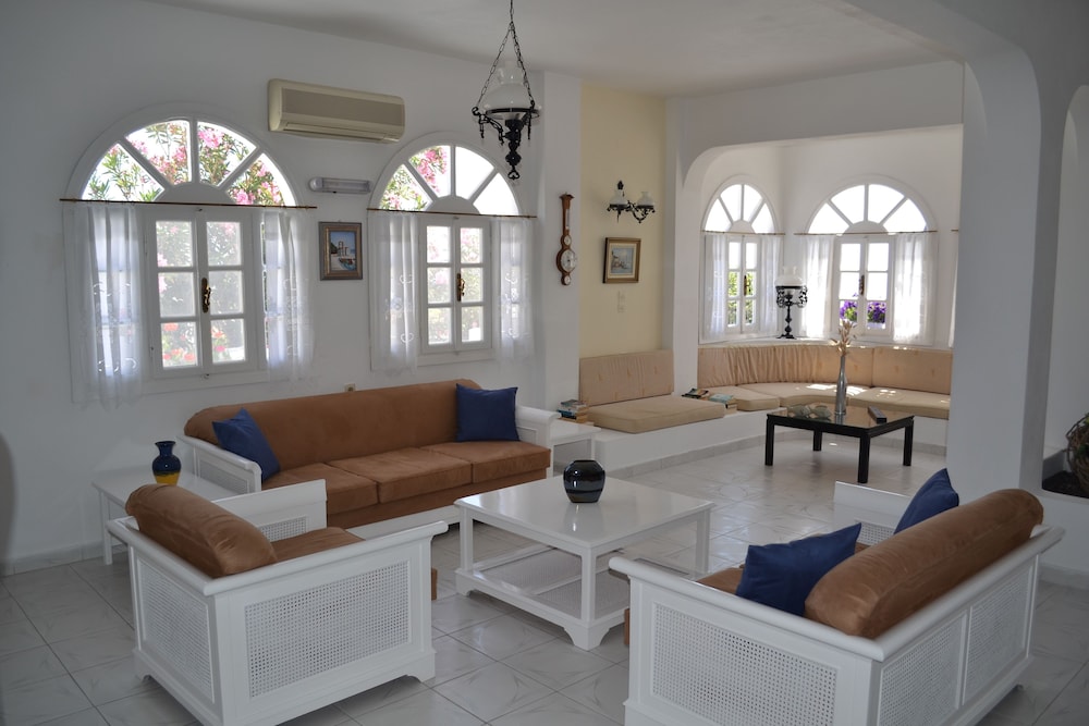 Melina Hotel 22/43