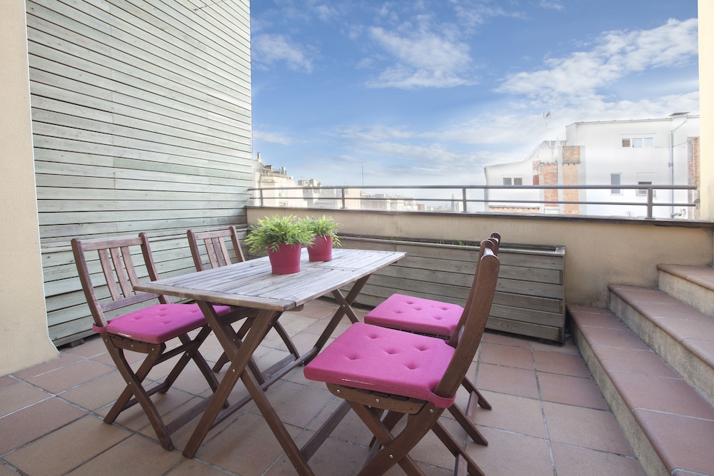 Senator Barcelona Apartments 52/66