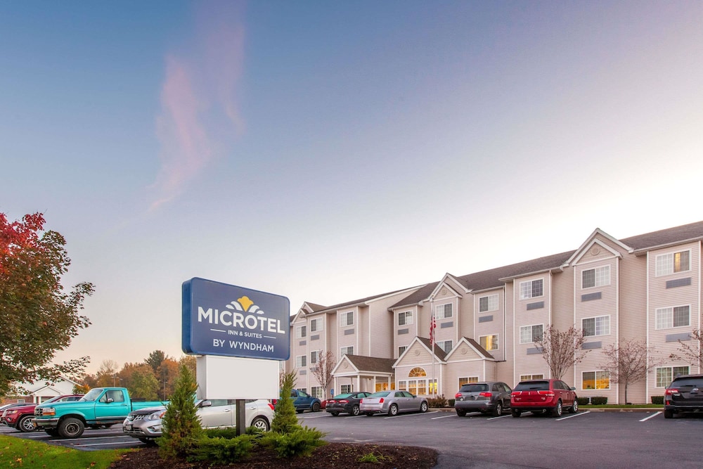 Microtel Inn & Suites By Wyndham Johnstown 3/37