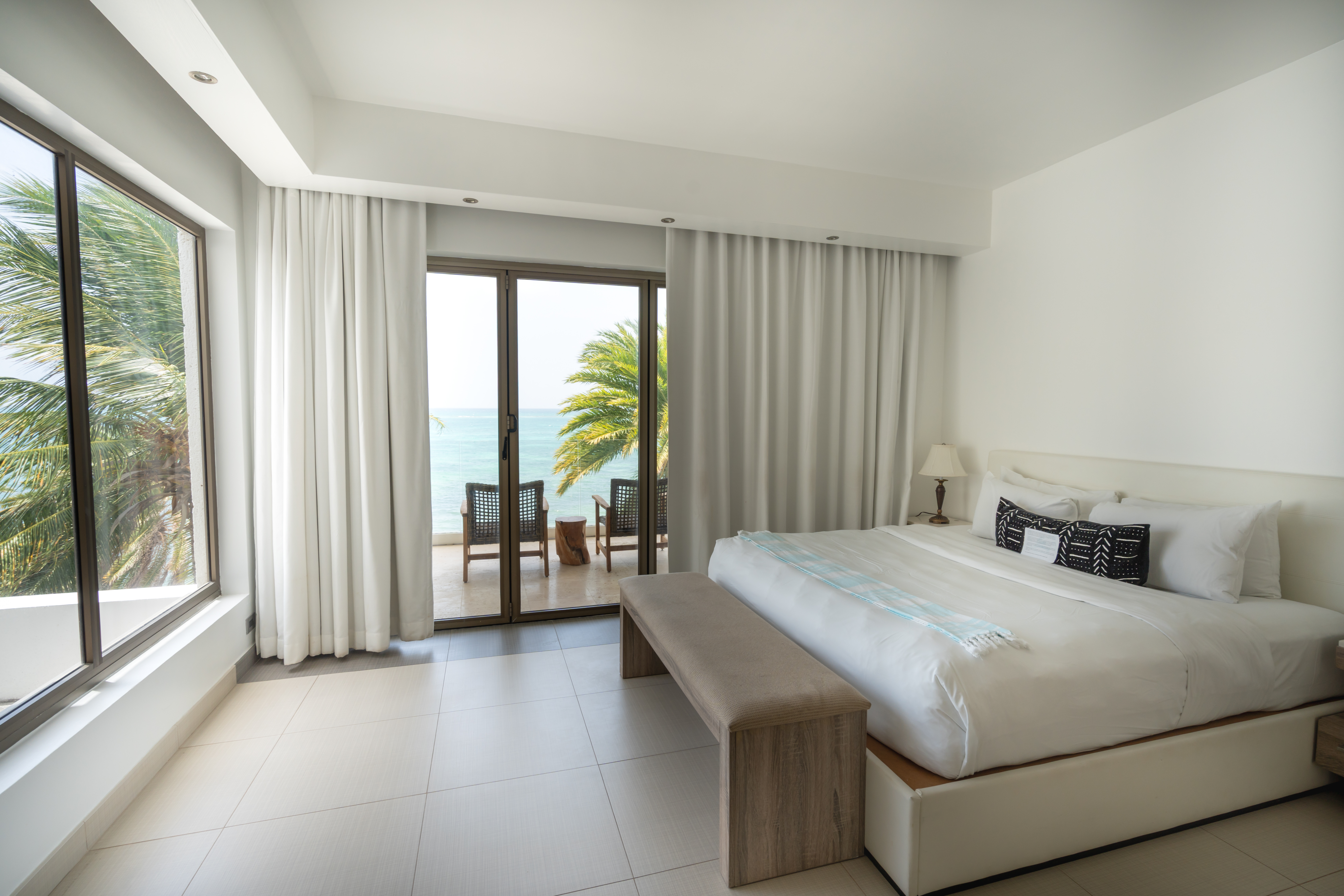 3 Bedrooms, Penthouse, Twin Beds, 2 King Beds, Ocean Front