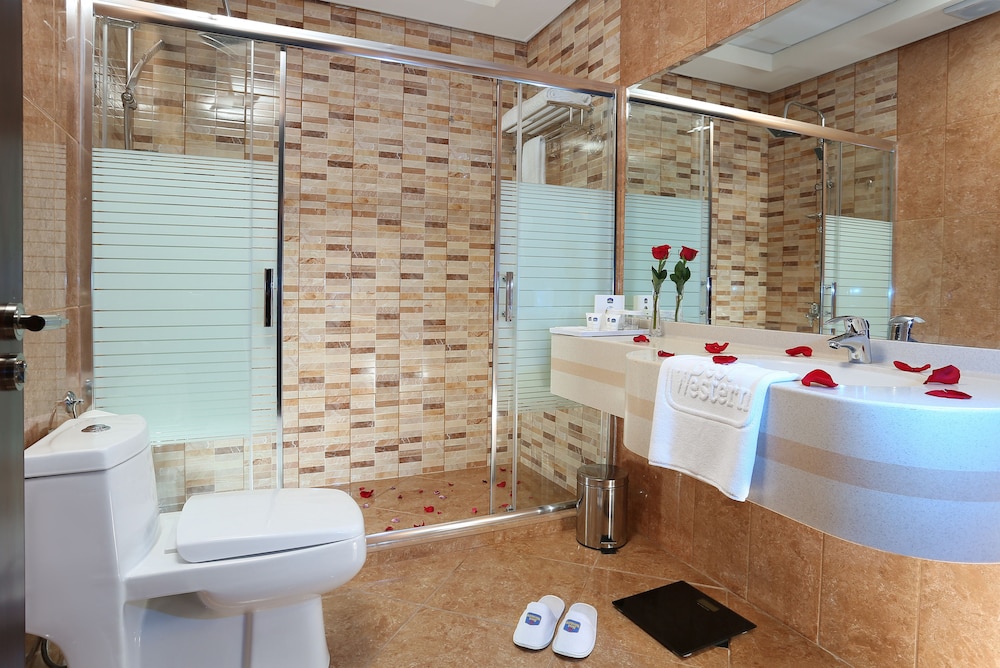 Best Western Plus Salmiya 11/30