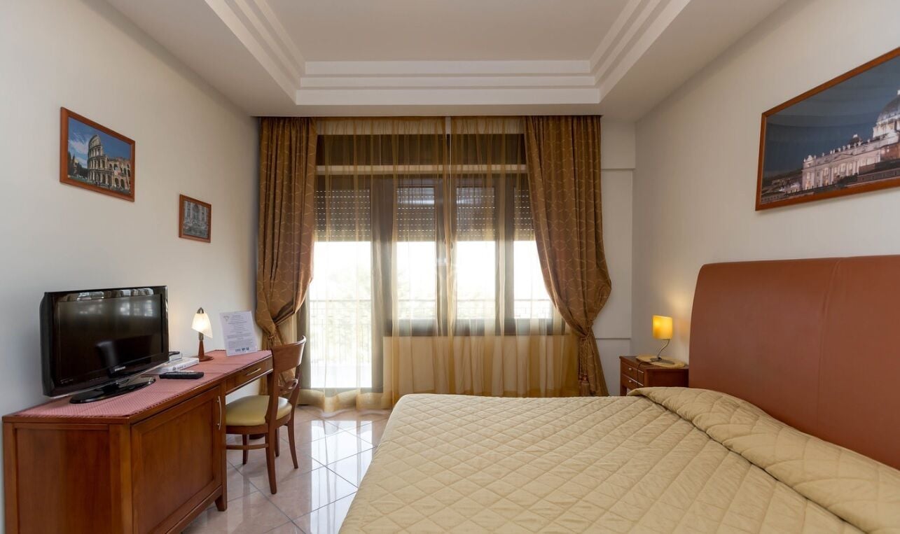 BASIC, DOUBLE OR TWIN BED