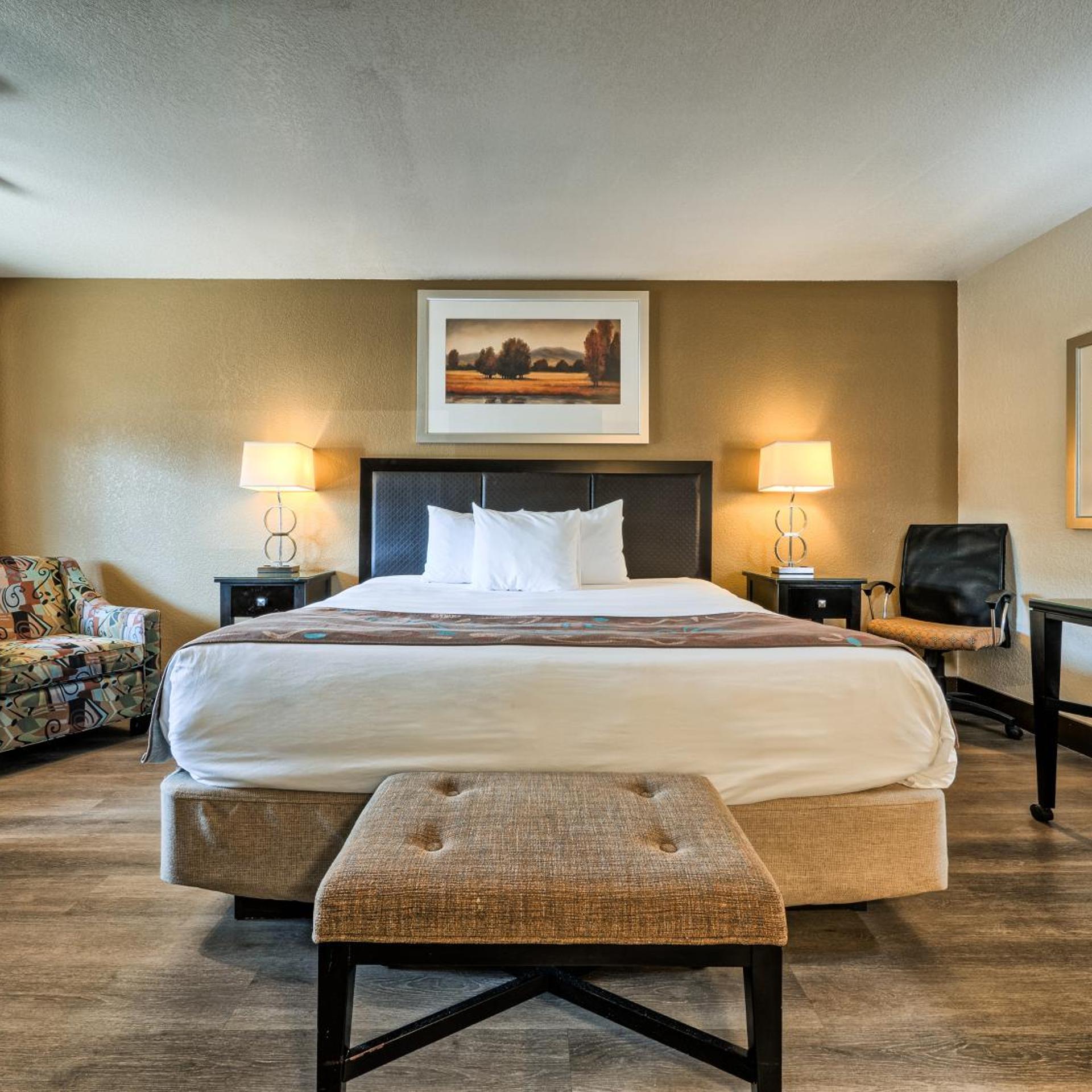Prairie Hotel 6/37