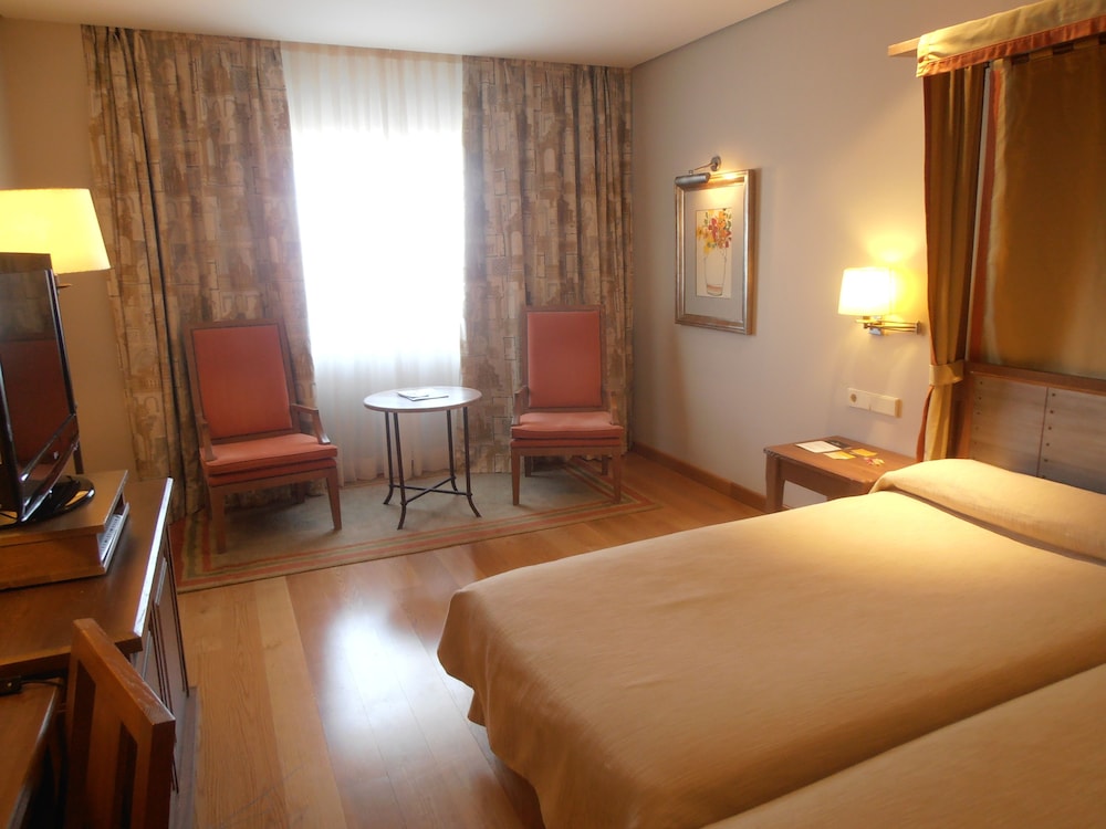 Parador De Salamanca 19/63