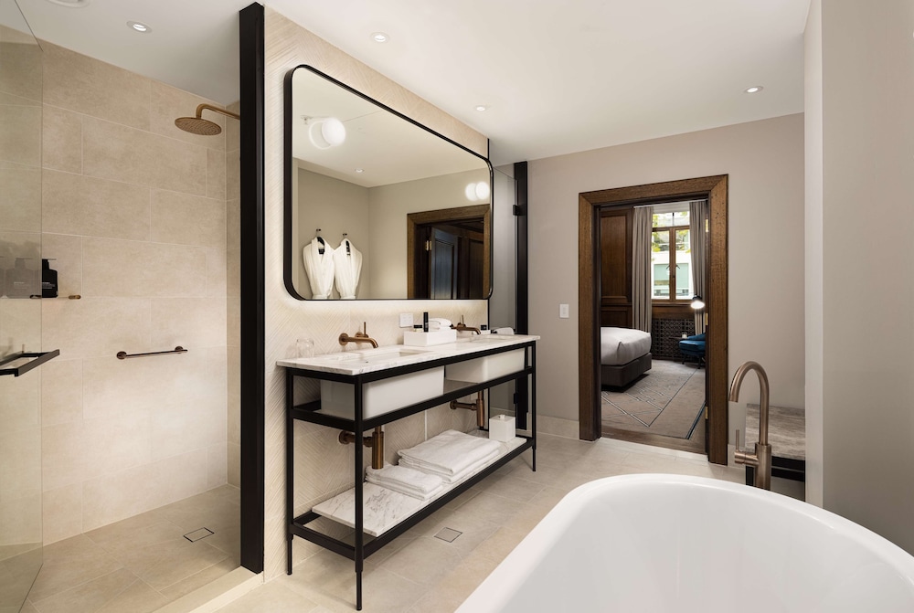 Hilton Melbourne Little Queen Street 23/62