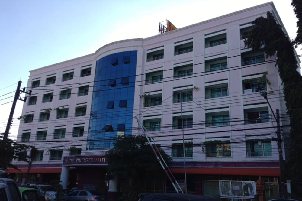 C.S. Apartment Hat Yai 1/19