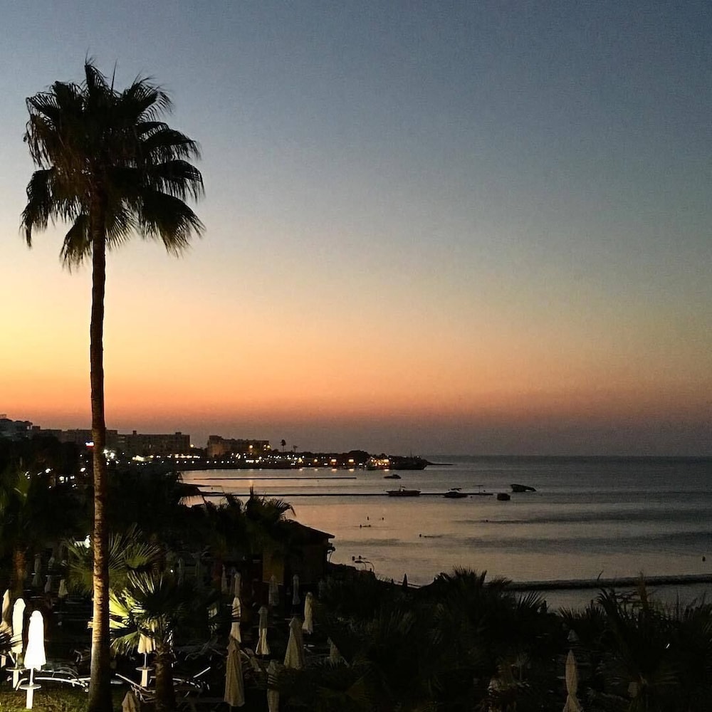 Silver Sands Beach Hotel 31/50