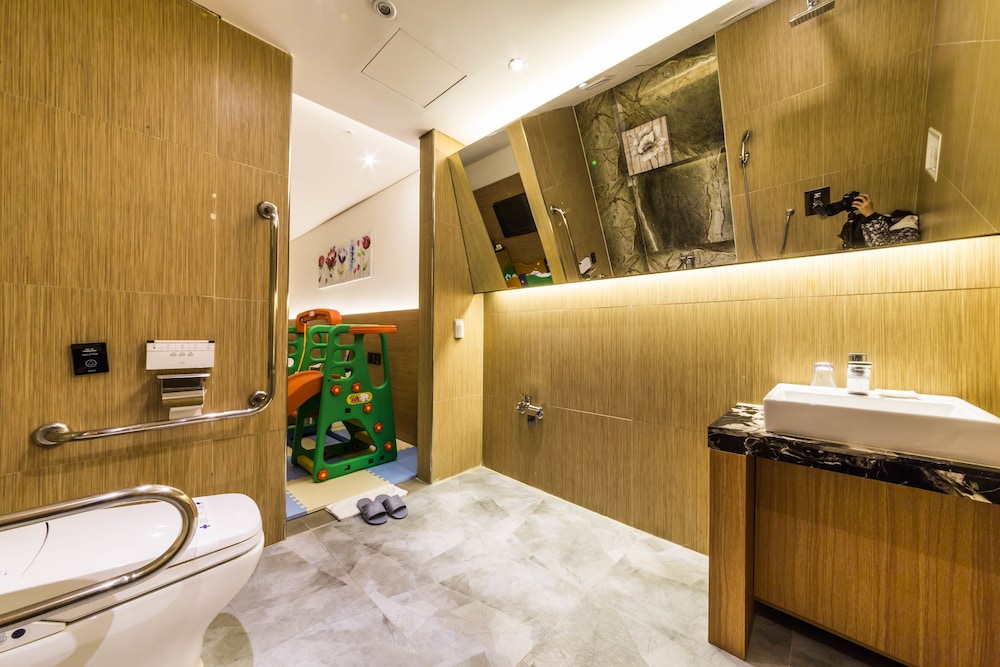 GUWOL HOTEL 47/53