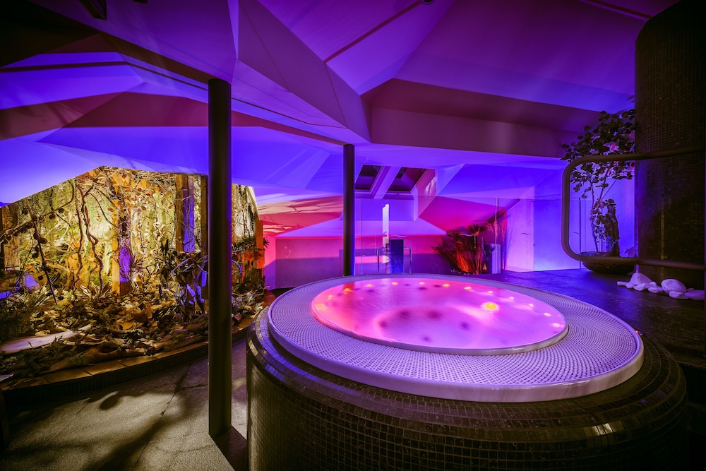 Theresian Hotel And Spa 30/50
