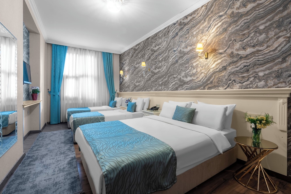 VALIDE HOTEL 24/53