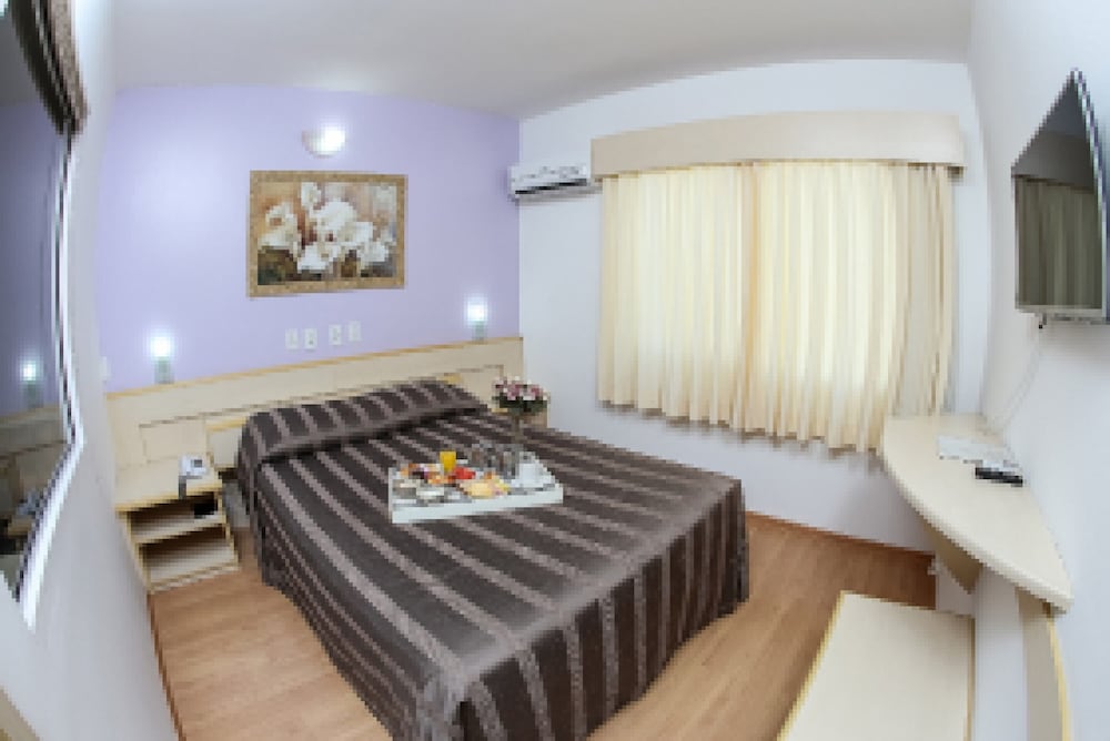 Hotel Suarez Sao Leopoldo 25/75