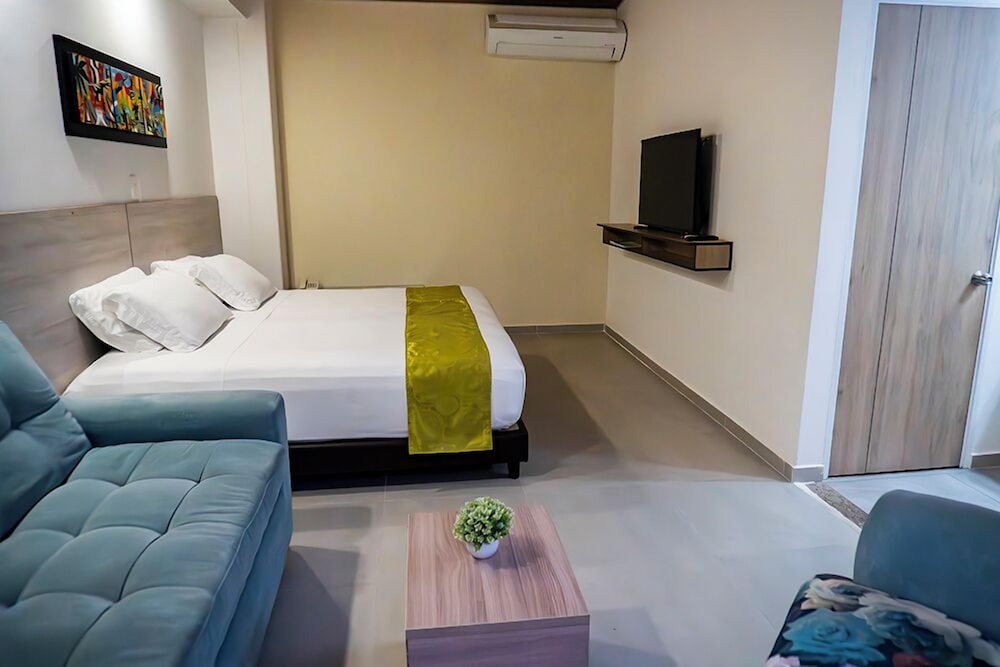 Waira Suites Hotel 24/55