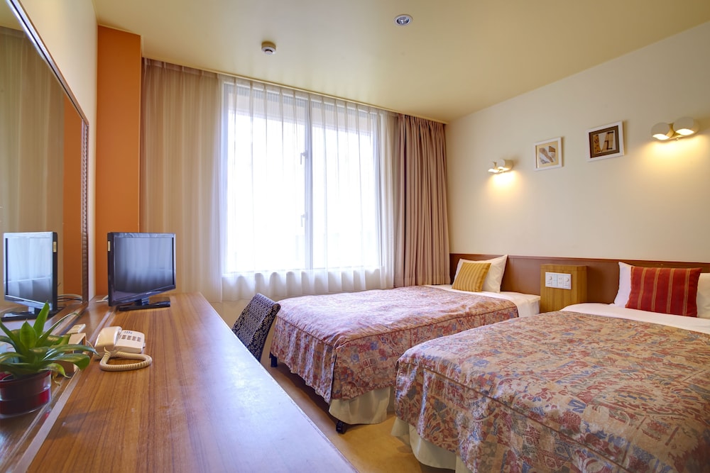 Hotel Sun Palace Kyuyokan 24/72