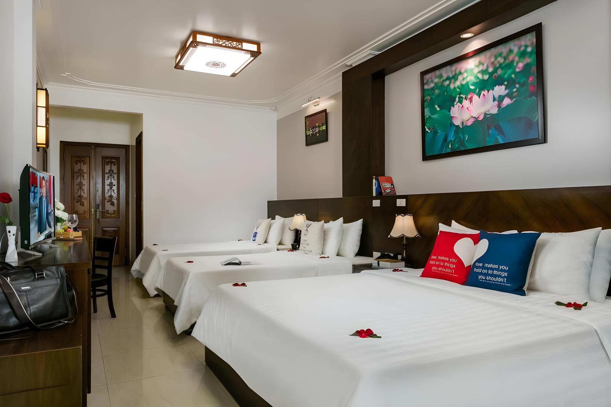 Luxury, Triple, Multiple Beds, City View