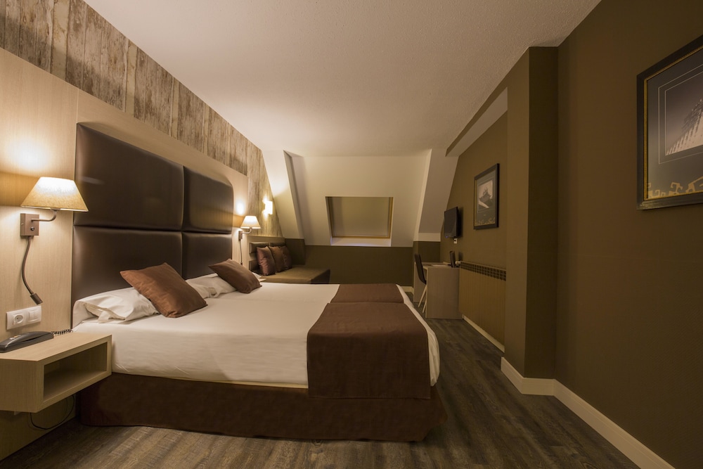 Himalaia Soldeu Apartments 22/65