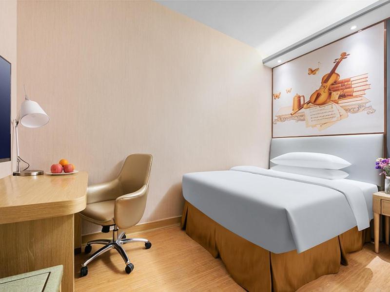 Vienna International Hotel (Hangzhou West Lake Cultural Square Metro Station) 15/20