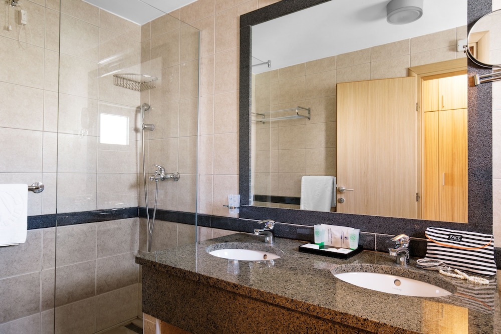 Vile Oliva Hotel 41/43