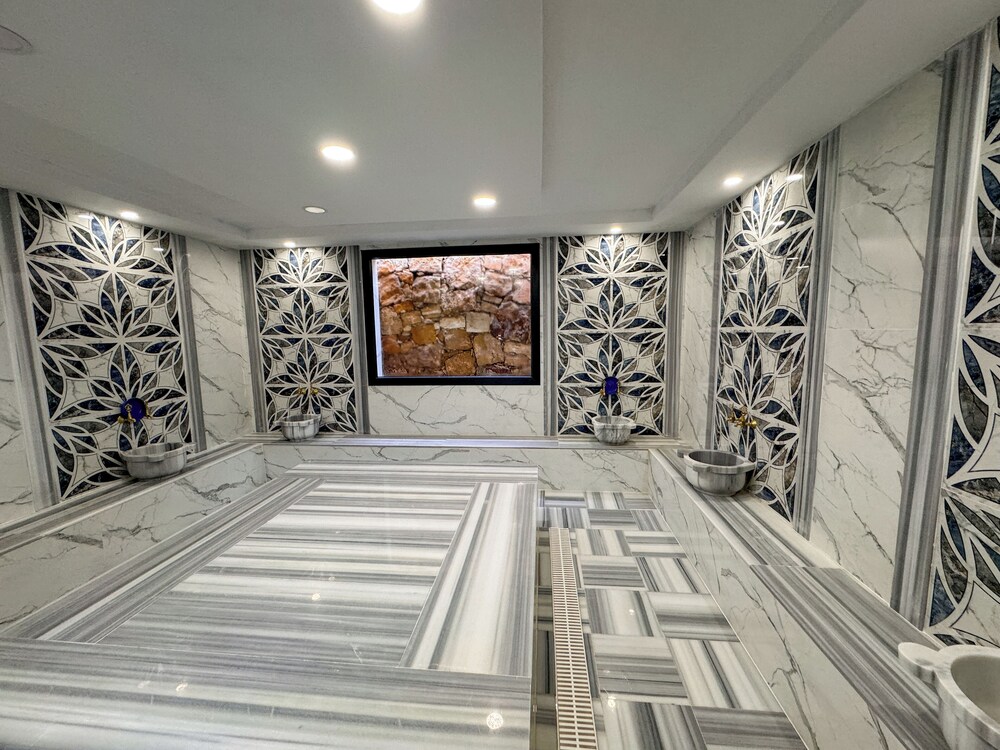Çelik Thermal & Spa 39/48