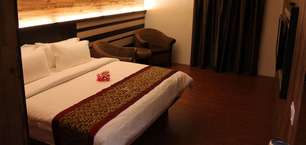Hotel Time Nilai 24/61
