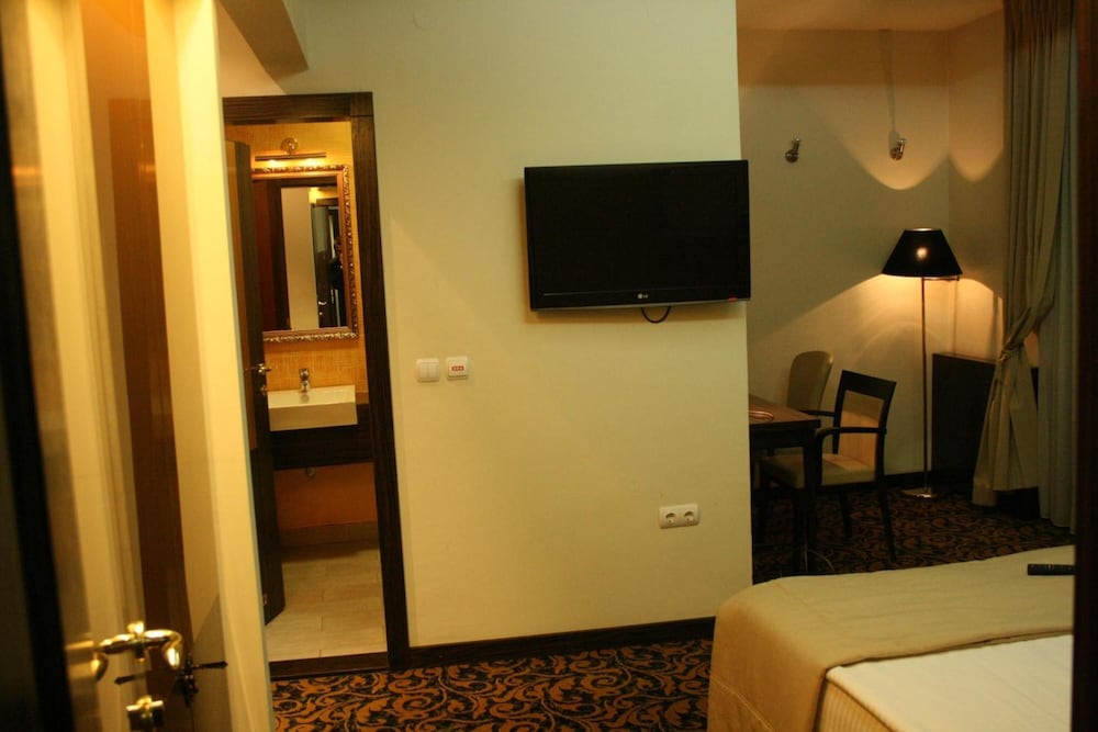 HOTEL HERCEGOVINA 28/34