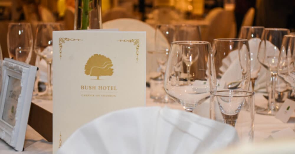 Bush Hotel 16/38