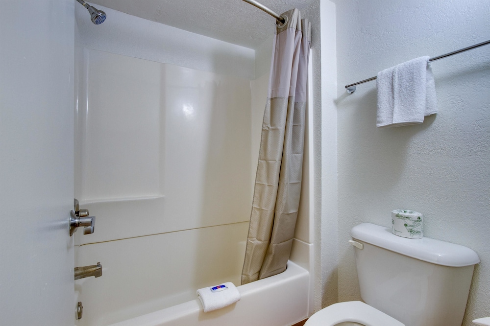 Motel6 Tempe, AZ - Scottsdale South 23/46