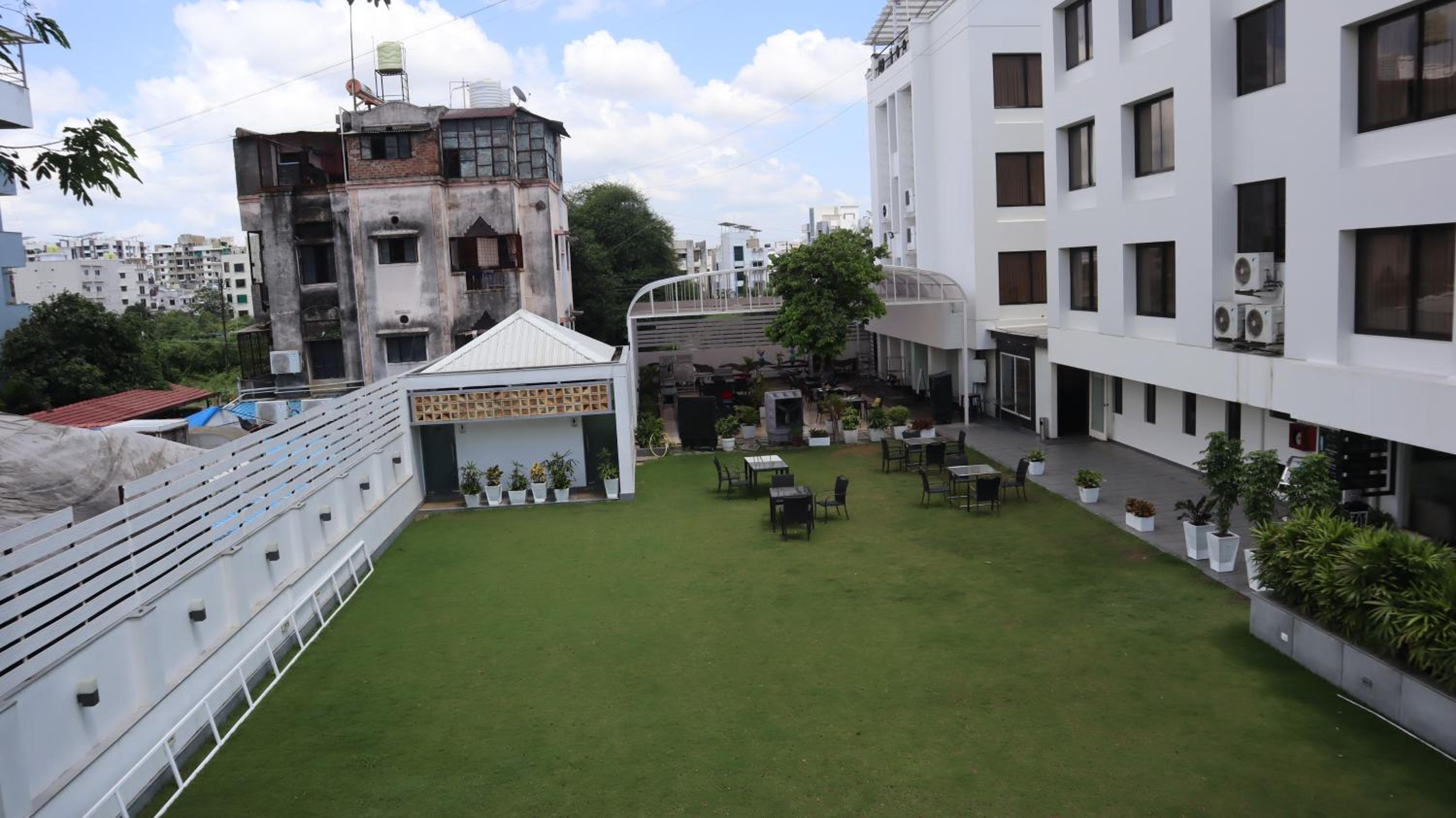Hotel Legend Inn, Nagpur 46/53