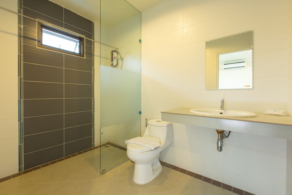 Chiang Mai Waroros Boutique Hotel (ex Baan Tai Wang Chiangmai) 70/71