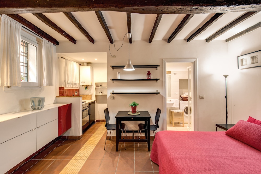 Nice Studio in Trastevere 26/49