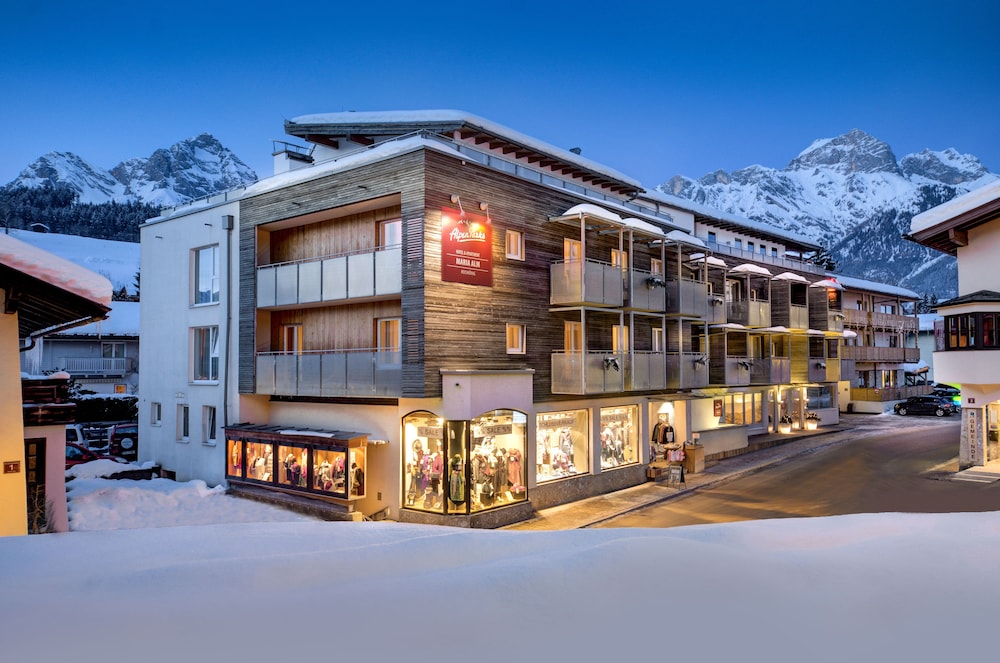 AlpenParks Hotel and Apartments Maria Maria Alm 5/56