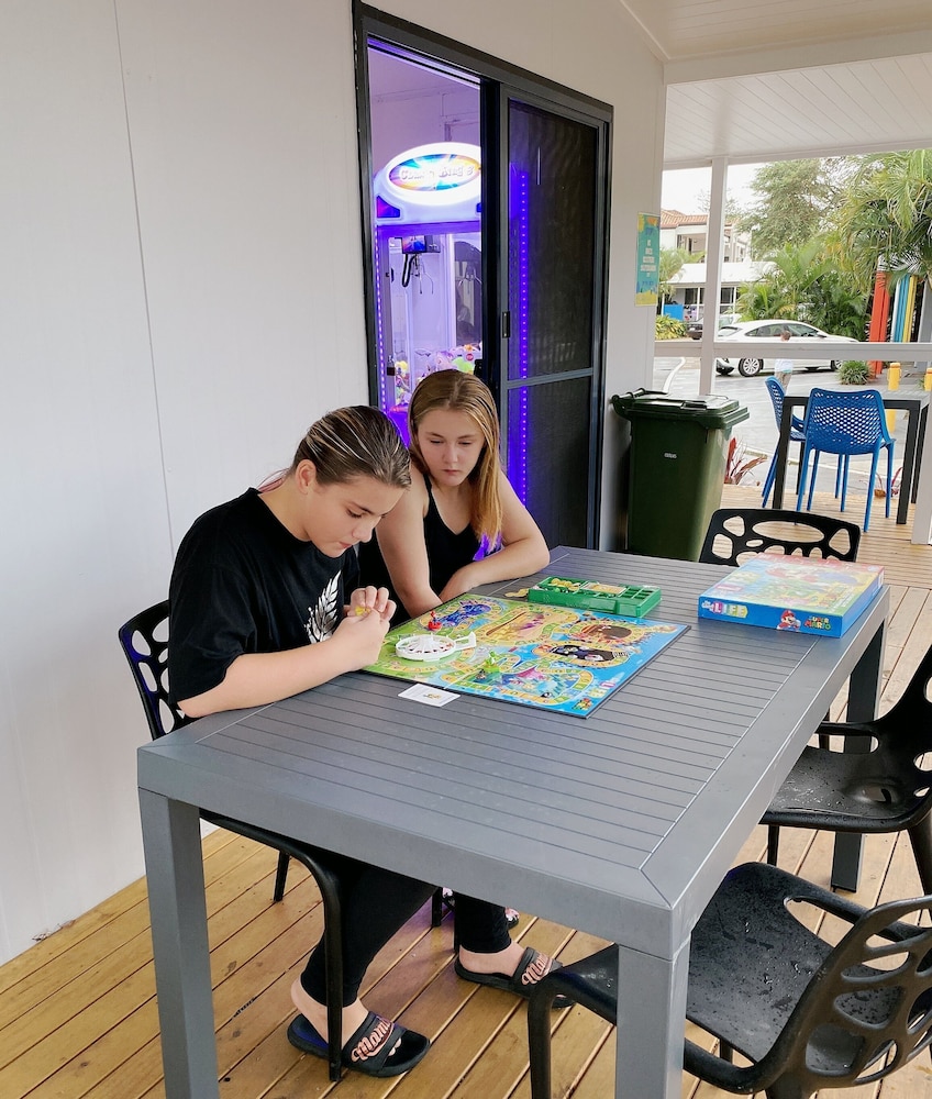 Nobby Beach Holiday Village 38/50