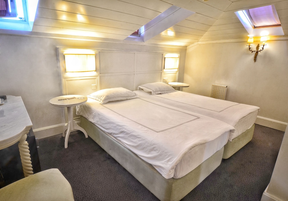 Kar-s Hotel 13/50