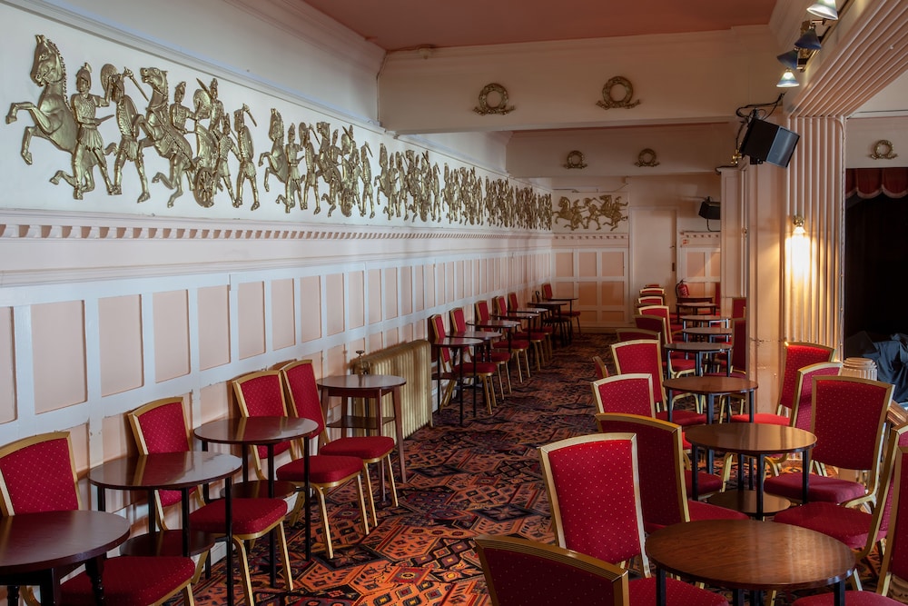 Grand Hotel Llandudno 49/65