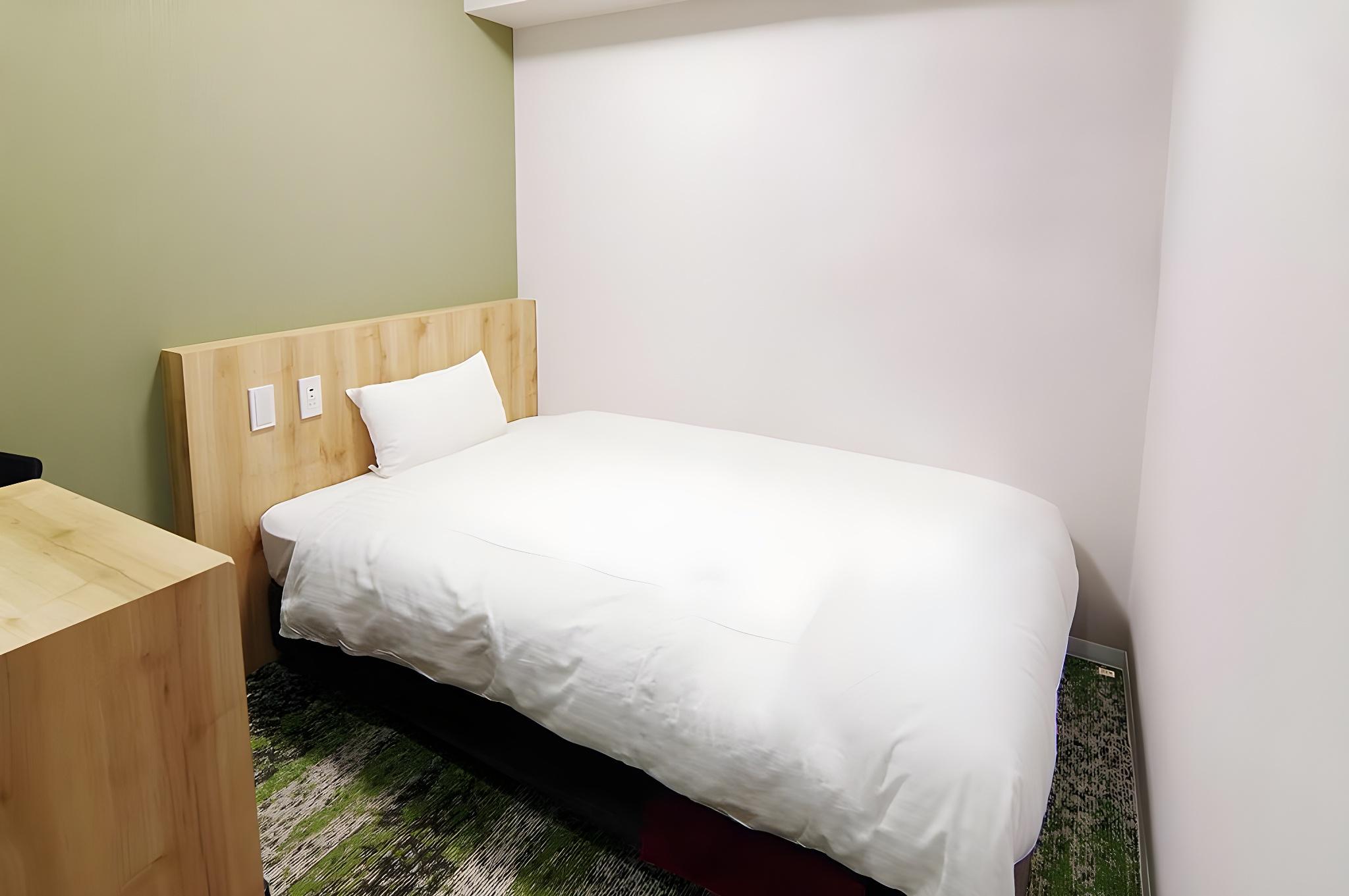Semi Room, Standard, Semi Double Bed, No View, No Window