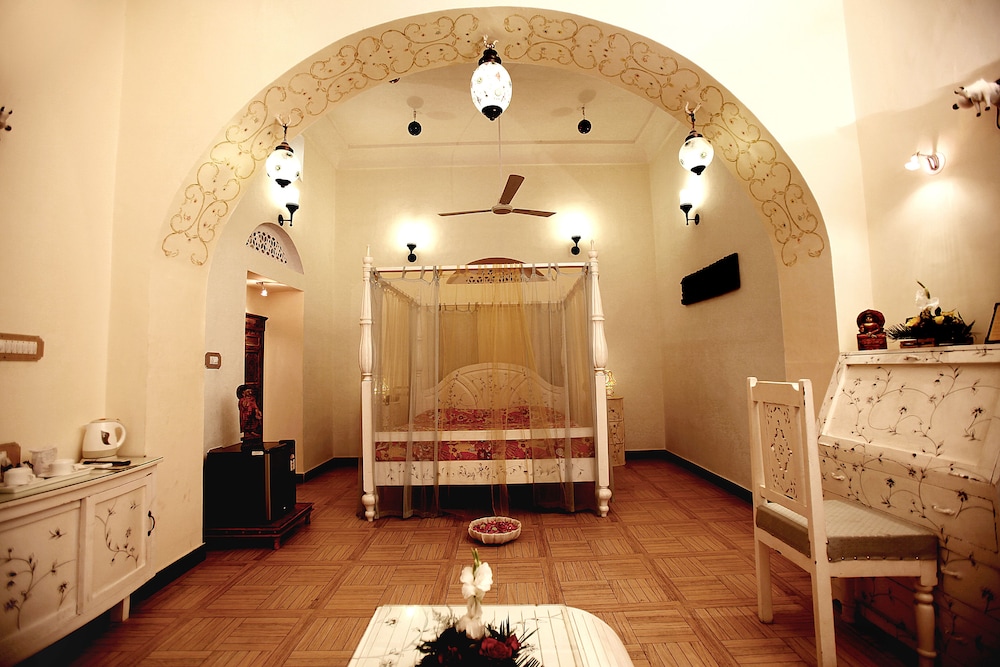 The Kothi Heritage 10/50