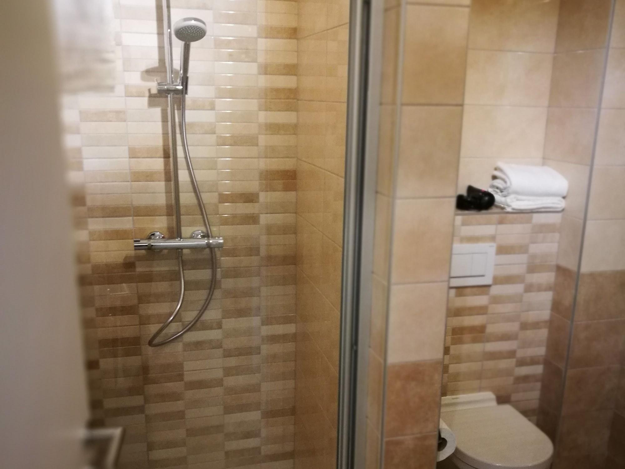 Mandarina Hotel 30/50