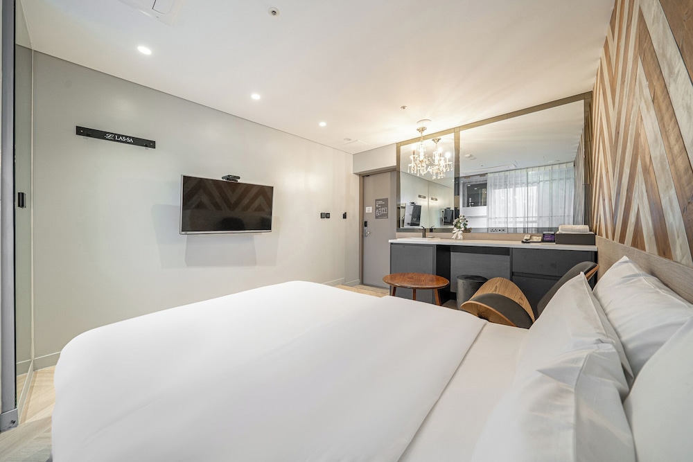 Hotel Lassa 13/66